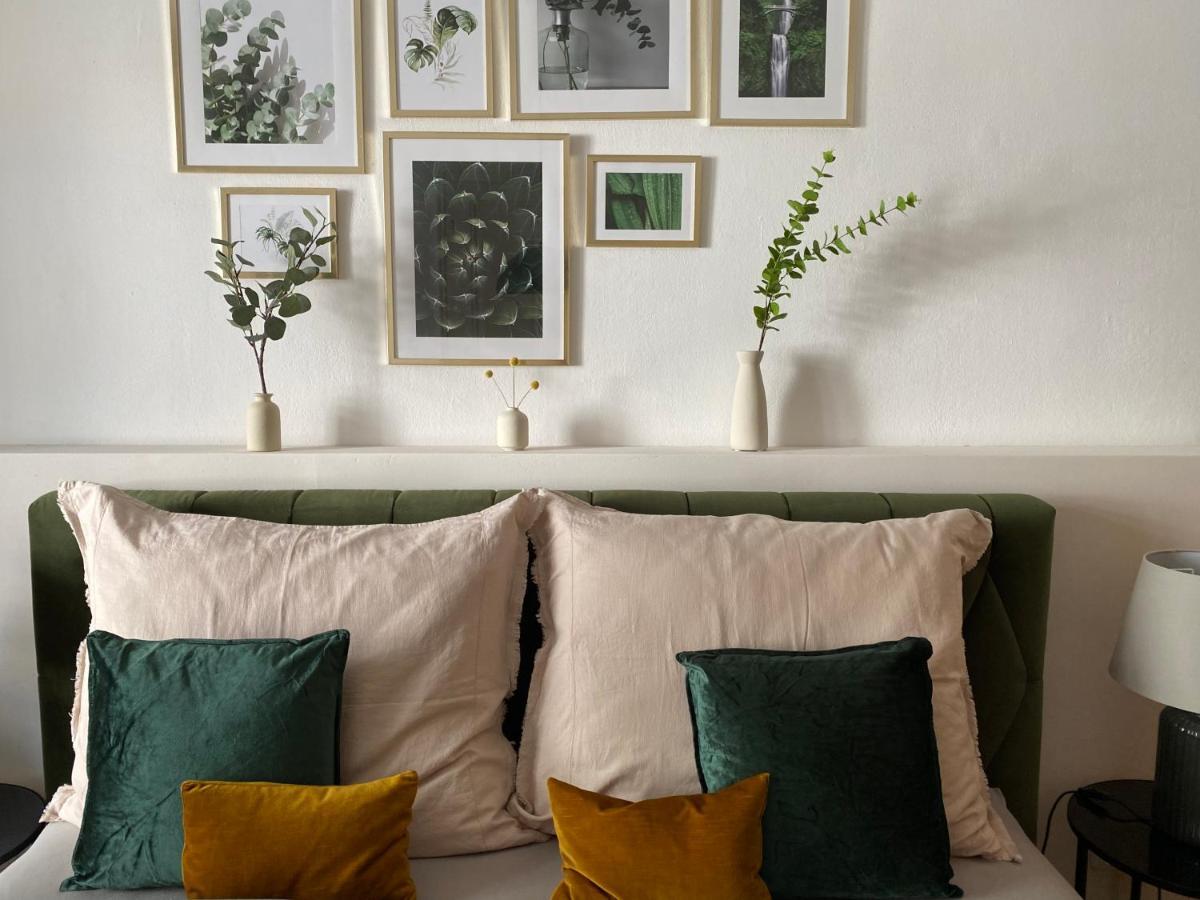 Big Vintage Style Flat Near Schonbrunn Apartment เวียนนา ภายนอก รูปภาพ