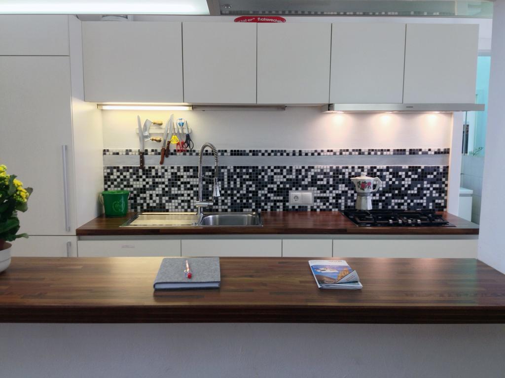 Big Vintage Style Flat Near Schonbrunn Apartment เวียนนา ภายนอก รูปภาพ